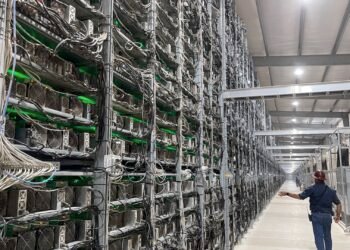 CleanSpark Turns into Fourth Bitcoin Miner To Maintain 10,000 BTC