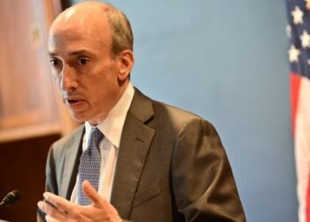 Coinbase Information Authorized Movement In opposition to SEC Over Misplaced Texts From Ex-Chair Gary Gensler
